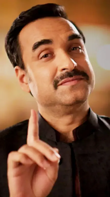 जब पंकज त्रिपाठी ने लड़कियों को इम्प्रेस करने के लिए साइकिल स्टंट और पिए थे कीड़े