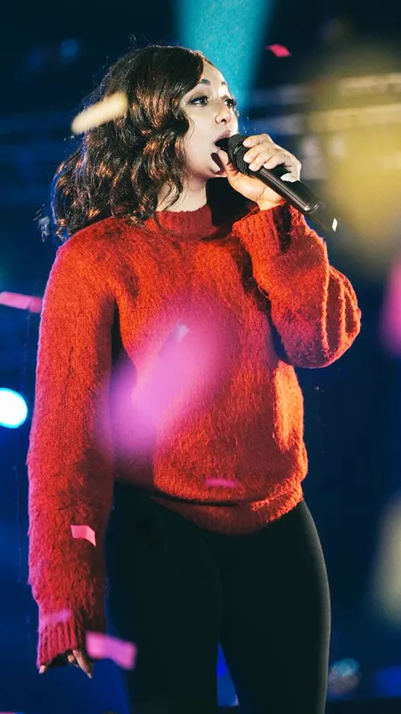 लाइव कॉन्सर्ट में बिगड़ी सिंगर Monali Thakur की तबीयत, हॉस्पिटल में हुई एडमिट