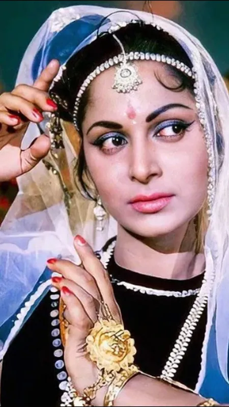 वहीदा रहमान वो एक ऐसी औरत जिसमे जिंदगी का हर रंग मौजूद है