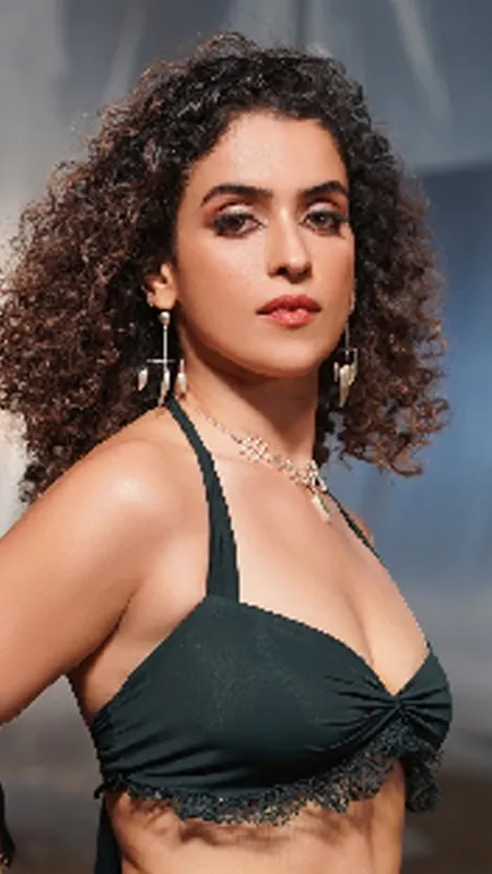 Sanya Malhotra ने किया खुलासा, Aamir Khan की 'Dangal' से डेब्यू और कैसे फिल्म ने बदली उनकी ज़िंदगी