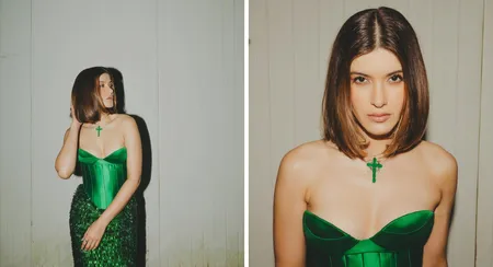 Shanaya Kapoor Photo: शनाया कपूर का ग्रीन गाउन लुक बना चर्चा का विषय