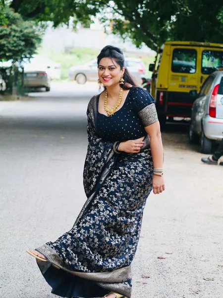 Every saree has a story to tell, and mine is woven with love 😘 Saree - @cherrysilks_ Blouse - @ (5)