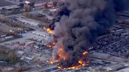 USA CARGO PLANE CRASH02