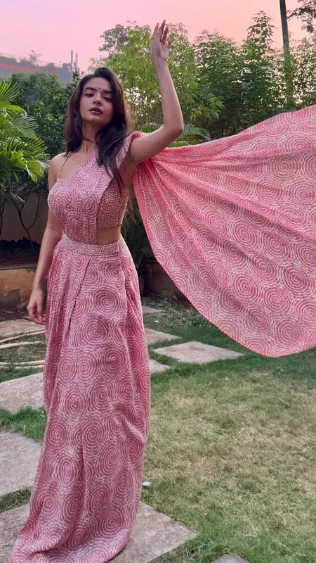 WhatsApp Image 2024-12-09 at 5.19.29 PM