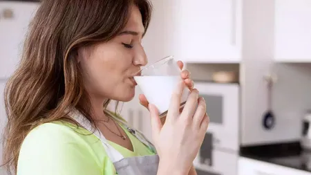 drink milk 1