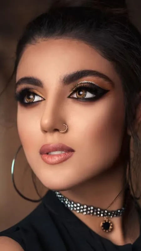 मानसून में काजल लगाने के स्मार्ट टिप्स, बारिश में आंखे नहीं होंगी काली