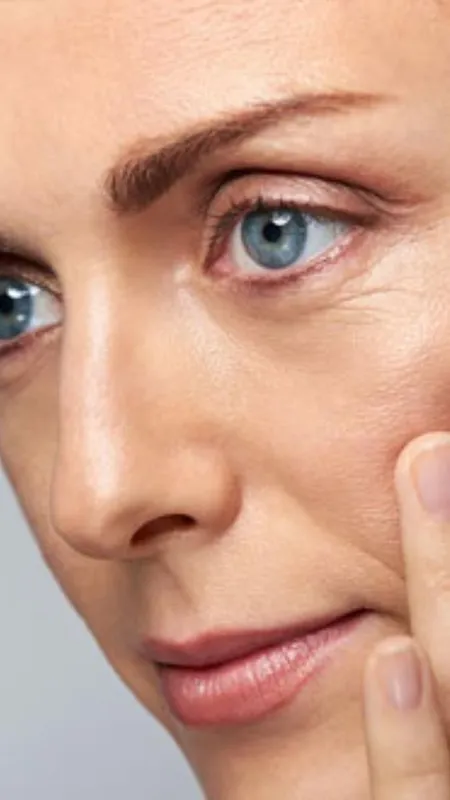 आंखों के नीचे की झुर्रियों को दूर करने के लिए अपनाएं ये घरेलू उपाय