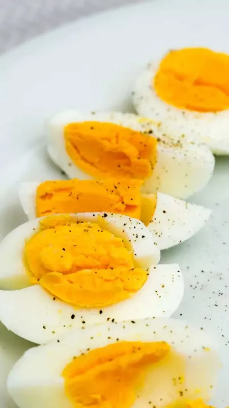 किन लोगों को नहीं खाना चाहिए अंडा, जाने