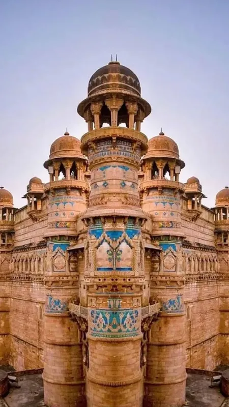 जानें MP में स्थित ग्वालियर फोर्ट के इतिहास के बारें में...