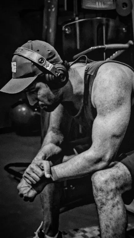 विक्की कौशल ने शेयर की अपने इंटेंस वर्कआउट रूटीन की झलक