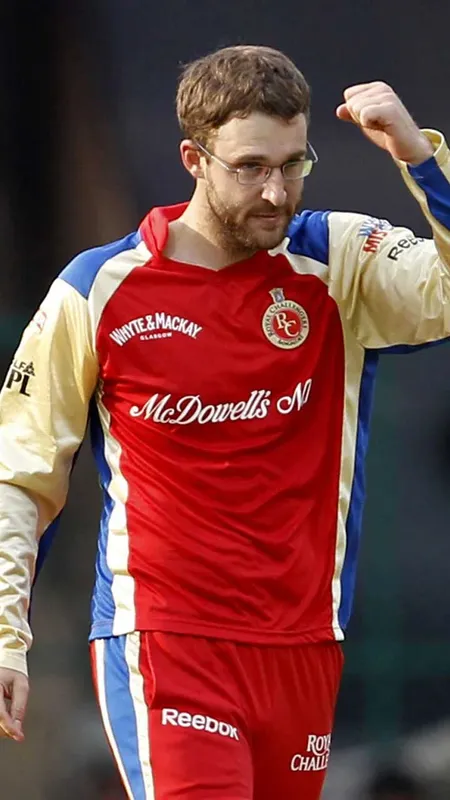 IPL के सबसे कंजूस गेंदबाज हैं डेनियल विटोरी, यहां देखें टॉप-10 नाम