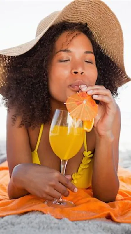 Healthy Tips: पतली कमर पाने के लिए पीएं ये ड्रिंक्स