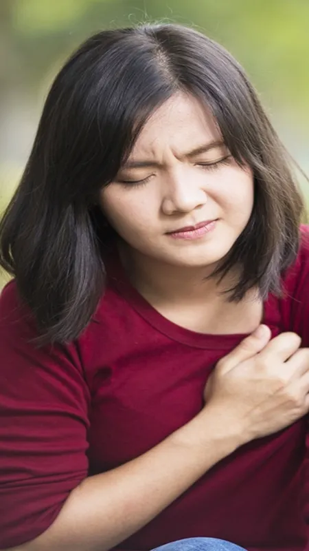 ना सिर्फ सीने में दर्द की प्रॉब्लम, ये भी है हार्ट अटैक के सिंप्टम