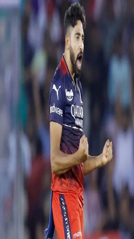 IPL इतिहास में सबसे ज्यादा एक्स्ट्रा रन देने वाले क्रिकेटर्स, देखें लि