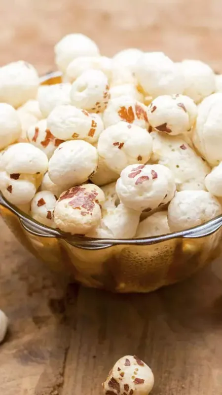 मर्दों को जरूर खाने चाहिए मखाने! जानें क्या है वजह...