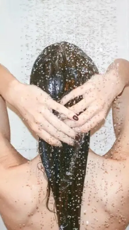 बुखार में नहाना चाहिए या नहीं? चलिए जानें सच्चाई...