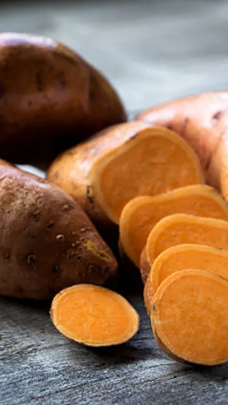 शकरकंद में है ये फायदे हजार, बिस्तर से खड़ा कर दे बीमार