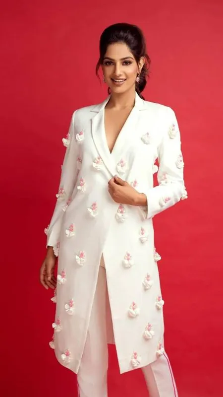 Harnaaz Sandhu का स्ट्रिक्ट फिटनेस प्लान, किसी को भी कर देगा हैरान