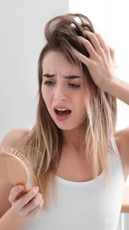 लंबे और घने बाल अधिक क्यों टूटते हैं, जानें!