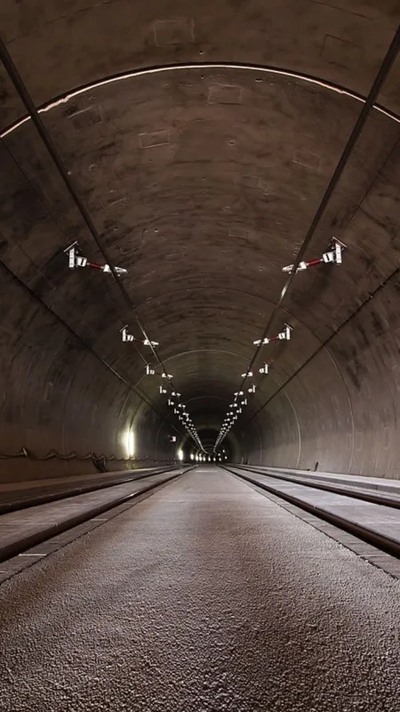 अंडरग्राउंड टनल बनाते समय किन बातों का रखा जाता है ध्यान