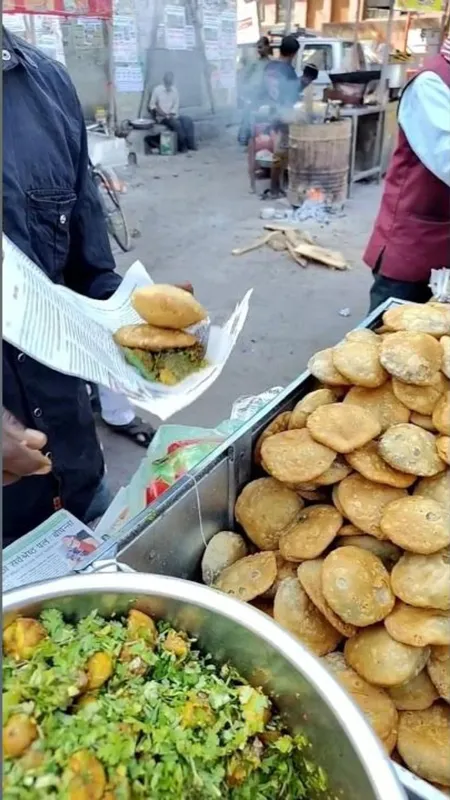 ये है लखनऊ का मशहूर बक्शे वाले खस्ते, जानें लोकेशन