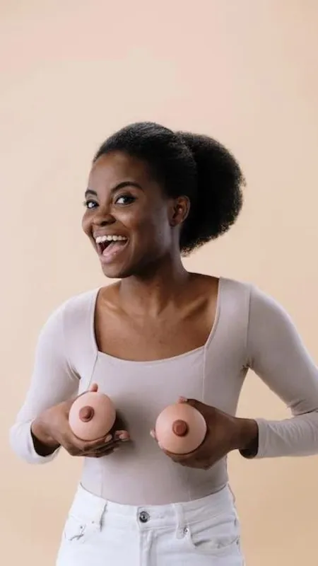 ब्रेस्ट में दर्द को न करें इग्नोर, जानें इसके बारे में सबकुछ