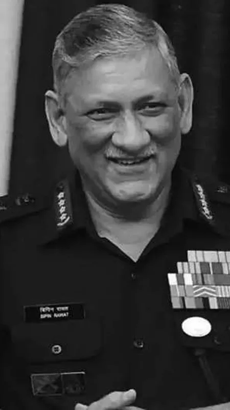 पंचतत्व में विलीन हुए जनरल बिपिन रावत और मधुलिका रावत