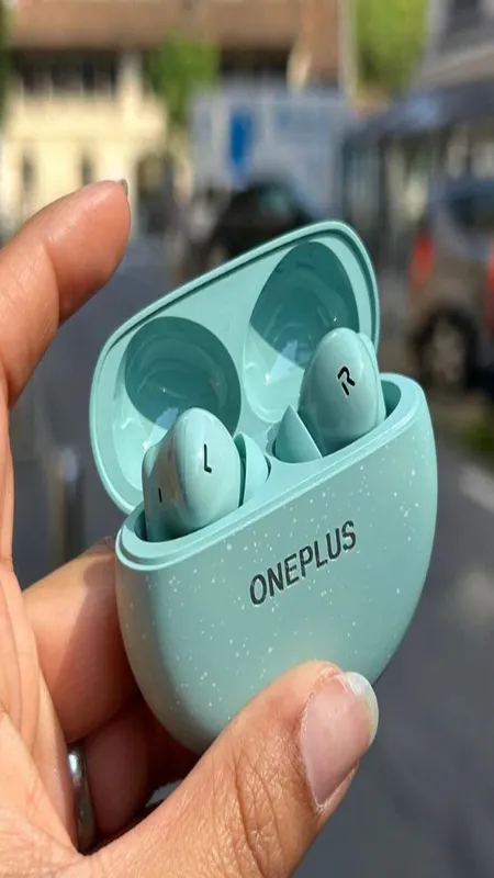 OnePlus Nord Buds 3 Pro 44 घंटे की बैटरी लाइफ के साथ भारत में लॉन्च