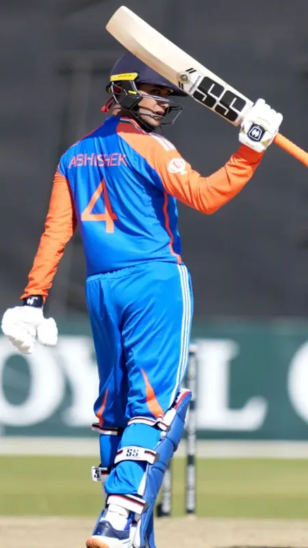 T20I में सबसे तेज शतक लगाने वाले भारतीय बल्लेबाजों की लिस्ट