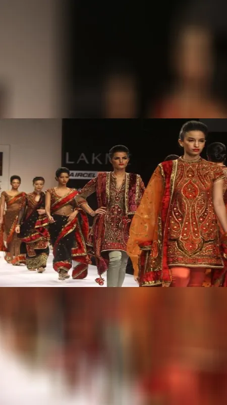 फेमस इंडियन फैशन डिज़ाइनर्स, जिनका चलता है दुनिया में सिक्का