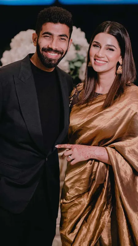 फिल्मी स्टोरी जैसी है बुमराह-संजना की लव स्टोरी