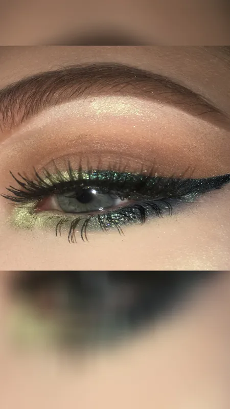 आईलाइनर लगाते हुए की ये गलती तो आंखों पर पड़ेगा भारी