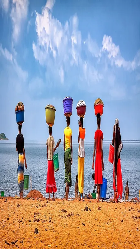 दुनिया की टॉप 10 झीलें, जिन्हें देखकर आपका भी मचल जाएगा दिल