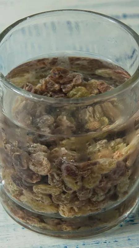 मुनक्के का पानी पीने से सेहत को होंगे ये 5 फायदे!