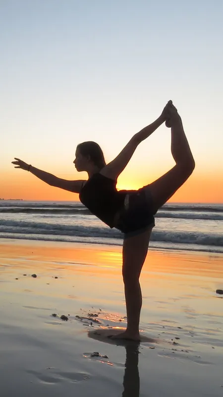 Easy Yoga Asanas You Must Do Every Morning