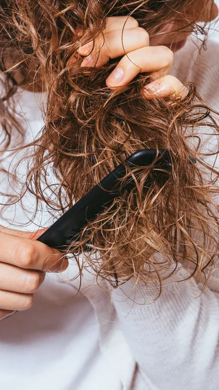 Pre-Monsoon Hair Care Routine for Frizz Control