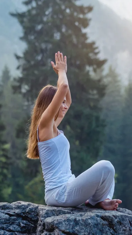 5 Powerful Yoga Asanas to Cultivate Inner Peace and a Sustainable Lifestyle