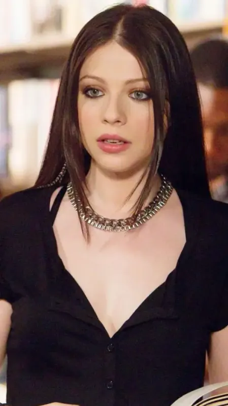8 Best Movies & Shows Starring Michelle Trachtenberg To Remember Her Legacy