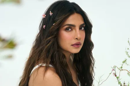 From Priyanka Chopra To Alia Bhatt, Here Are The List Of Five Most Followed Bollywood Diva's On Instagram!