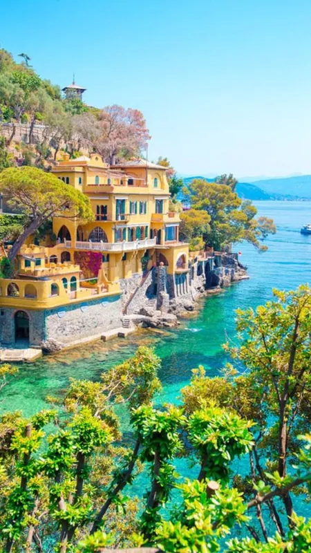 10 Charming Coastal Towns For A Relaxing Getaway