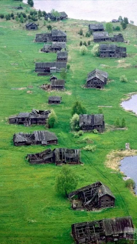 10 Hauntingly Beautiful Ghost Towns To Explore