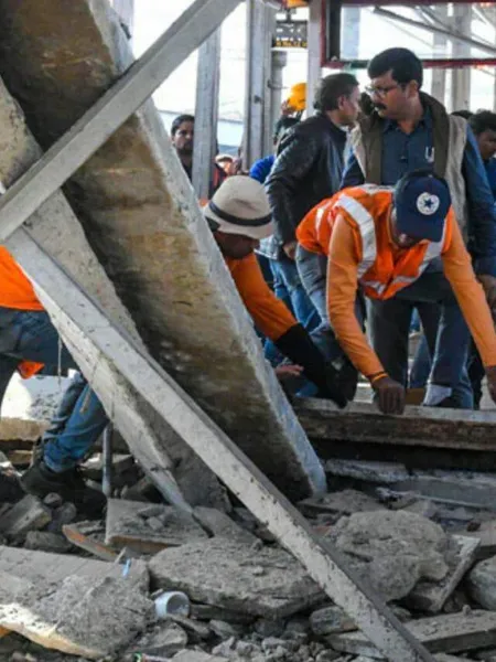 Maharashtra Bridge Collapsed- One Died, 12 Injured, and Here’s More!!!