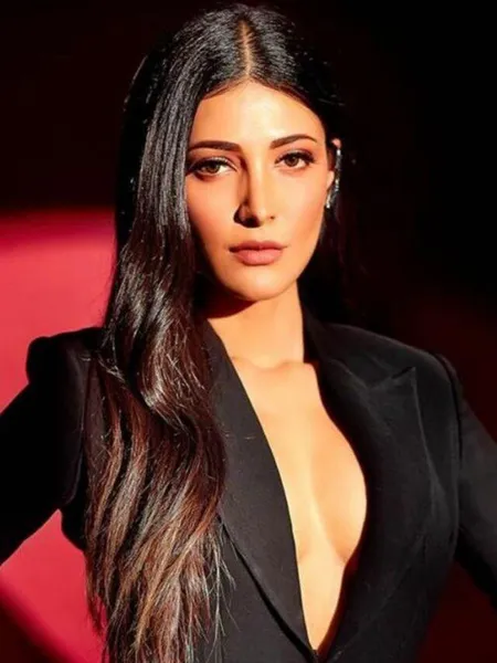 Shruti Haasan Responds to Mental Health Speculation, Chiranjeevi Praises Waltair Veerayya