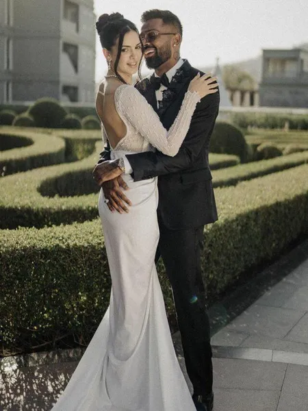 Hardik Pandya and Natasa Stankovic's grand wedding entry goes viral on social media