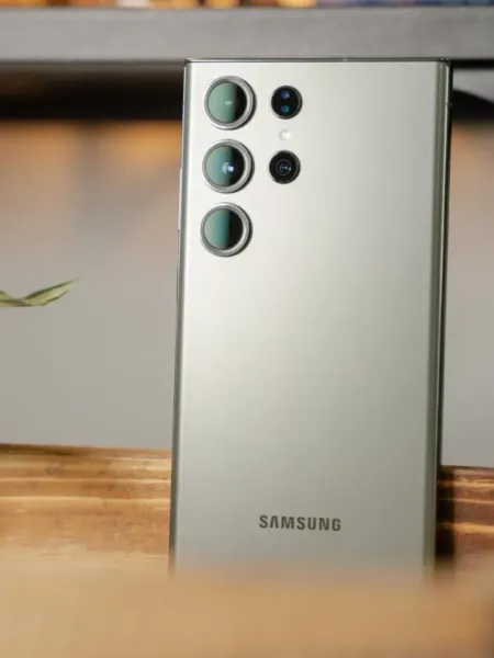 Samsung Galaxy S23 Series Lacks Seamless Updates Mechanism