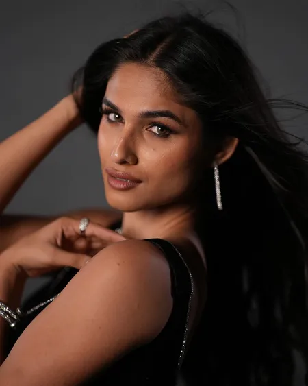 Know Who Is Kashish Kapoor