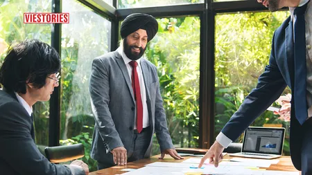 Sole Proprietorship Advantages & Disadvantages, Features of Sole Proprietorship