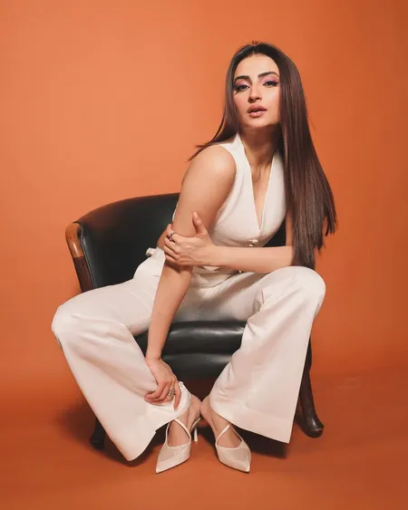 Palak Tiwari: Exploring Her Education, Bollywood Journey, and Net Worth