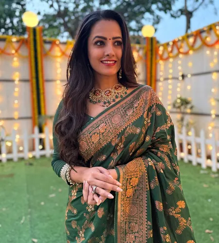 Anita Hassanandani: Life, Birth, Education & Net Worth of India's Television Star