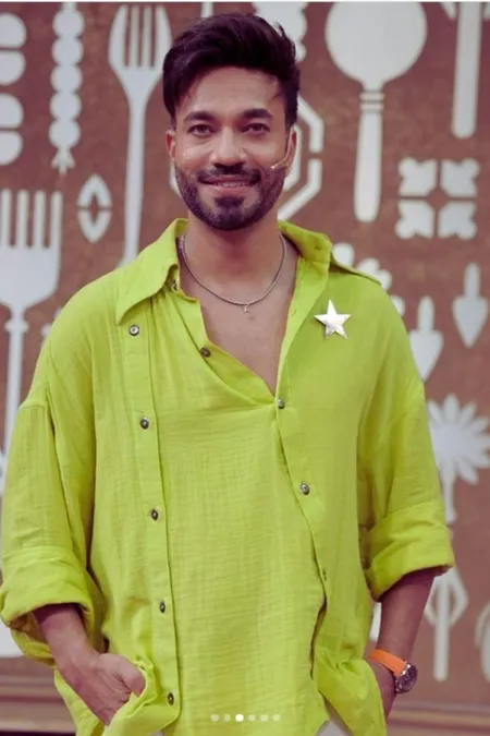 Vicky Jain Net Worth 2025